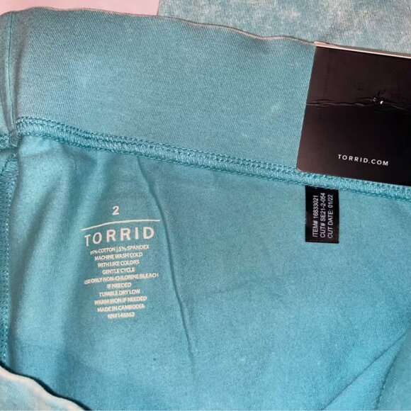 New! Torrid Capri Leggings size 2X (18-20) - Picture 4 of 10